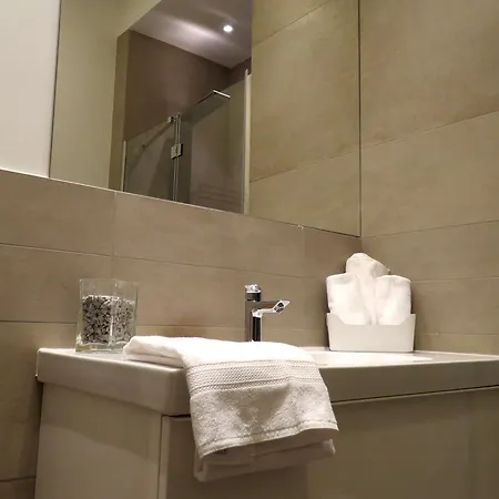 8 Colonne Apartman Bologna