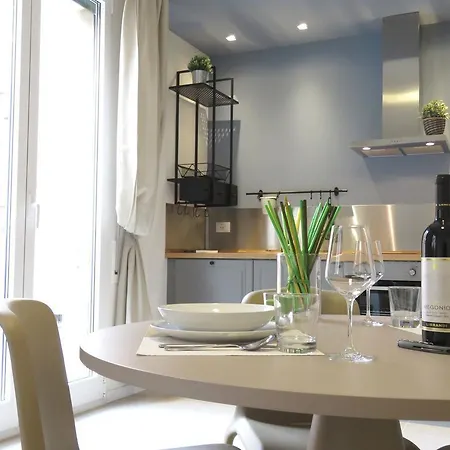 8 Colonne Appartement *