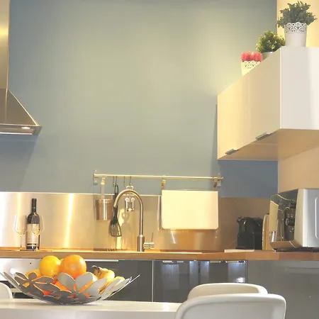 8 Colonne Apartman Bologna