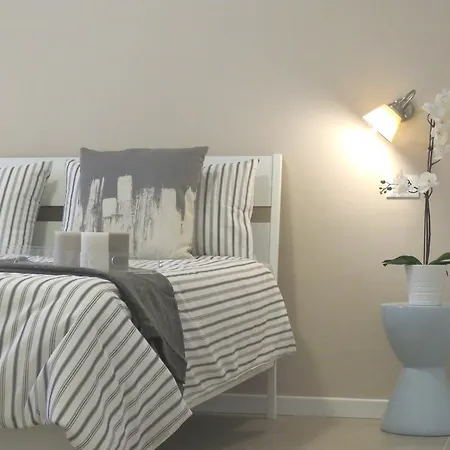 8 Colonne Appartement Bologne