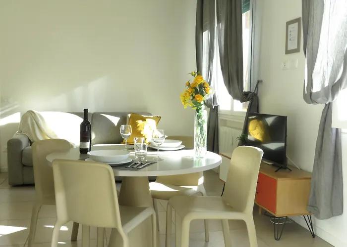 8 Colonne Апартаменты *