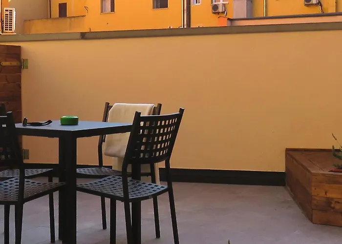 8 Colonne Διαμέρισμα