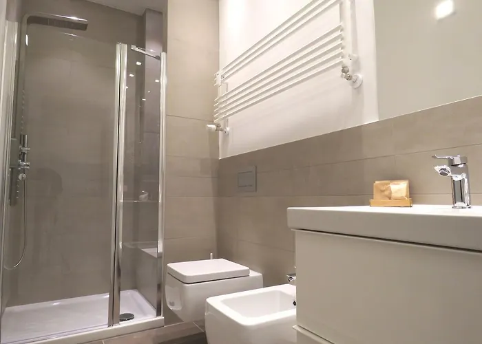 8 Colonne Διαμέρισμα